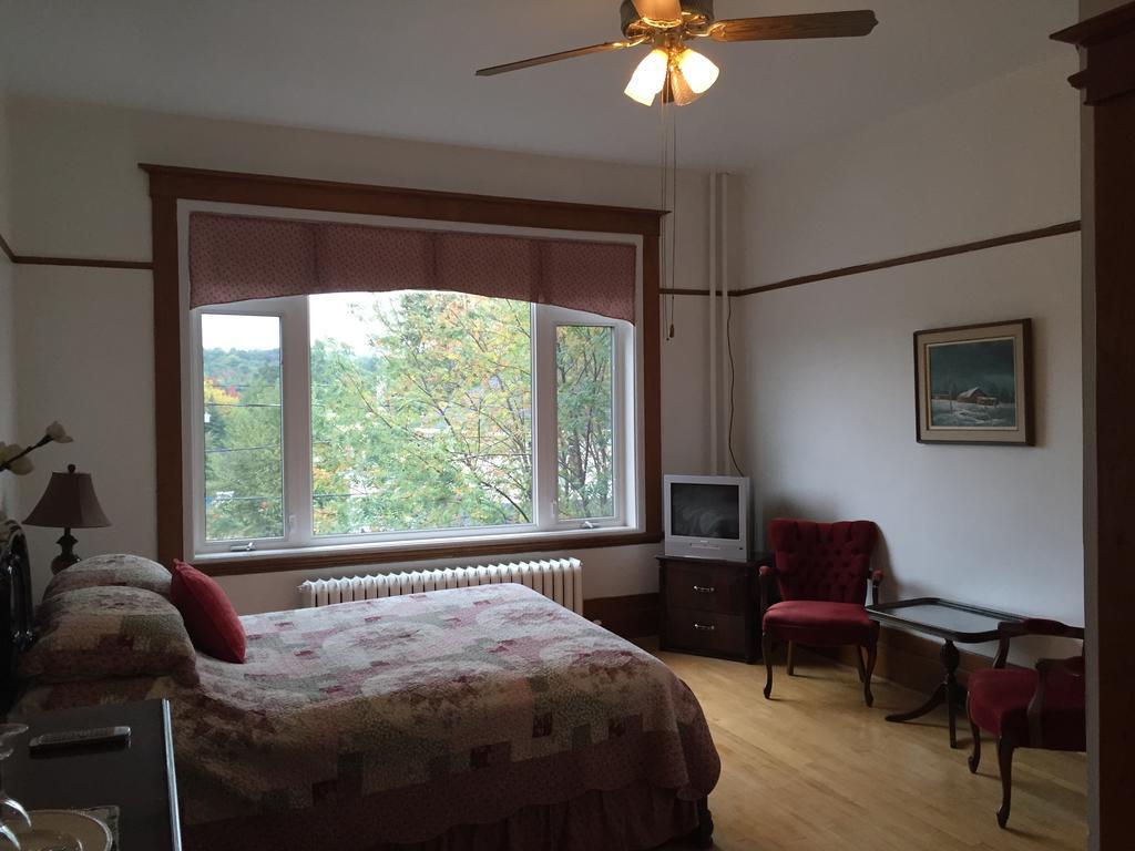 Le Petit Chateau Montebello B&B 部屋 写真